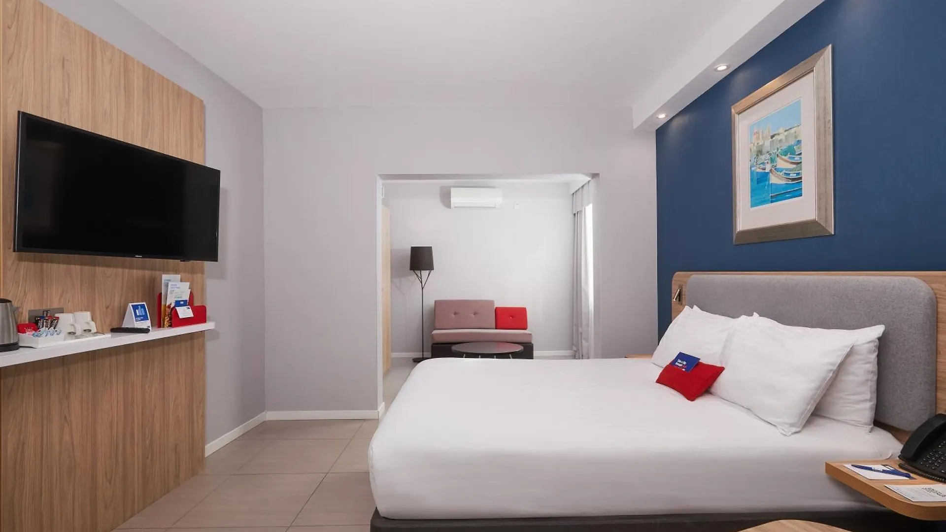 Holiday Inn Express - Malta By Ihg Saint Julian's Hotel