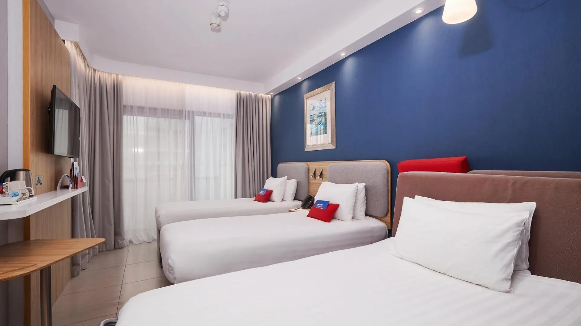 *** Hotel Holiday Inn Express - Malta By Ihg Saint Julian's Malta