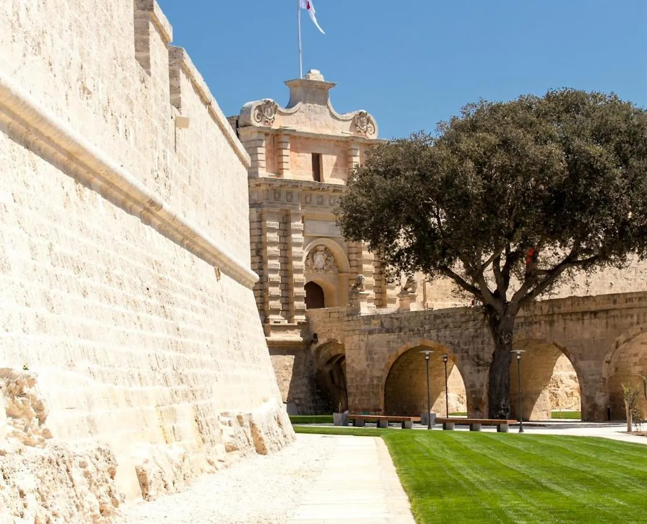 Holiday Inn Express - Malta By Ihg Saint Julian's 3*,  Malta