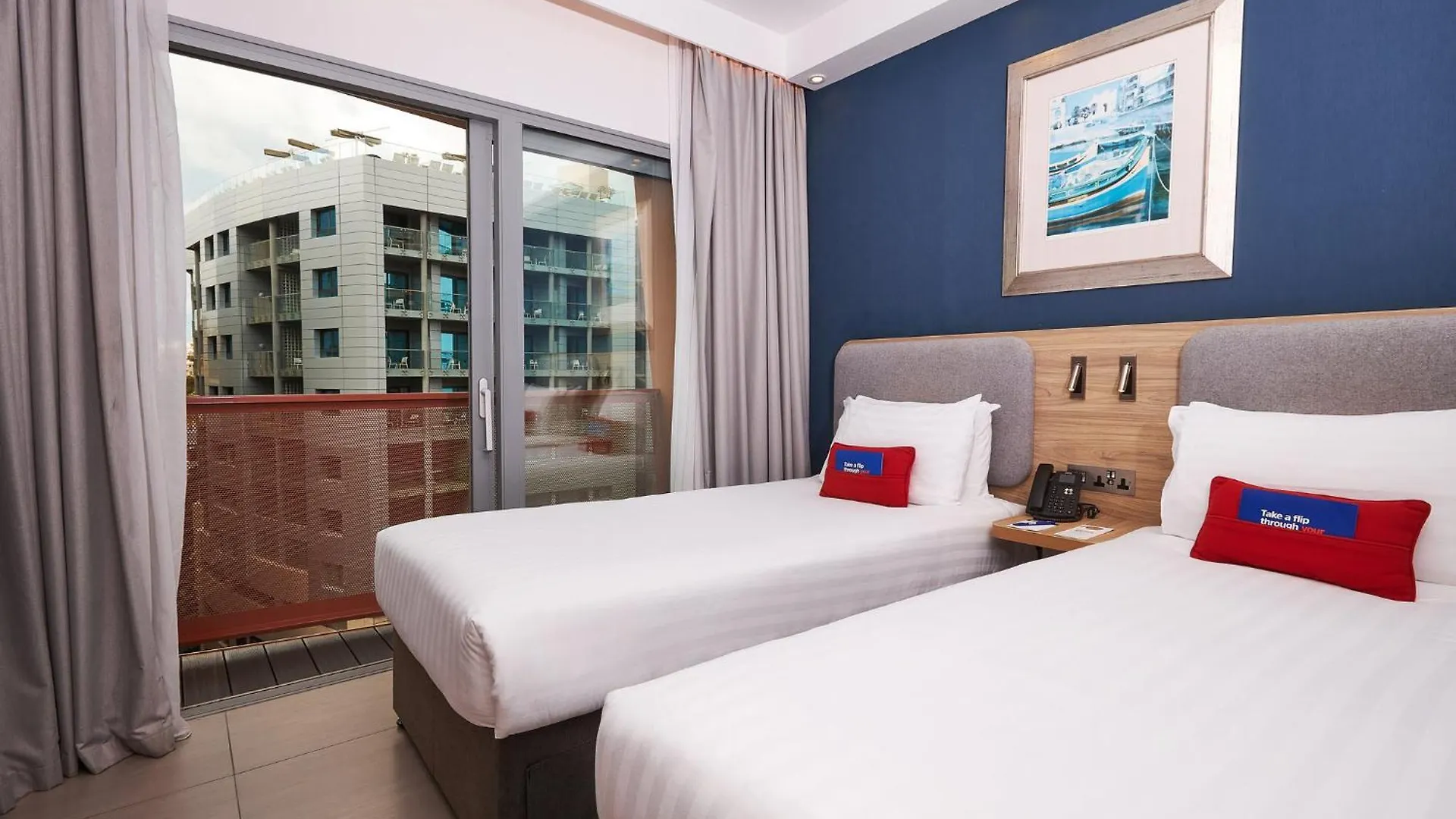 Holiday Inn Express - Malta By Ihg Saint Julian's Hotel