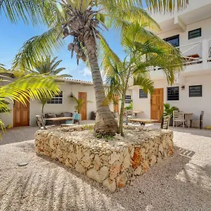 The Hut Bonaire Hotel Kralendijk
