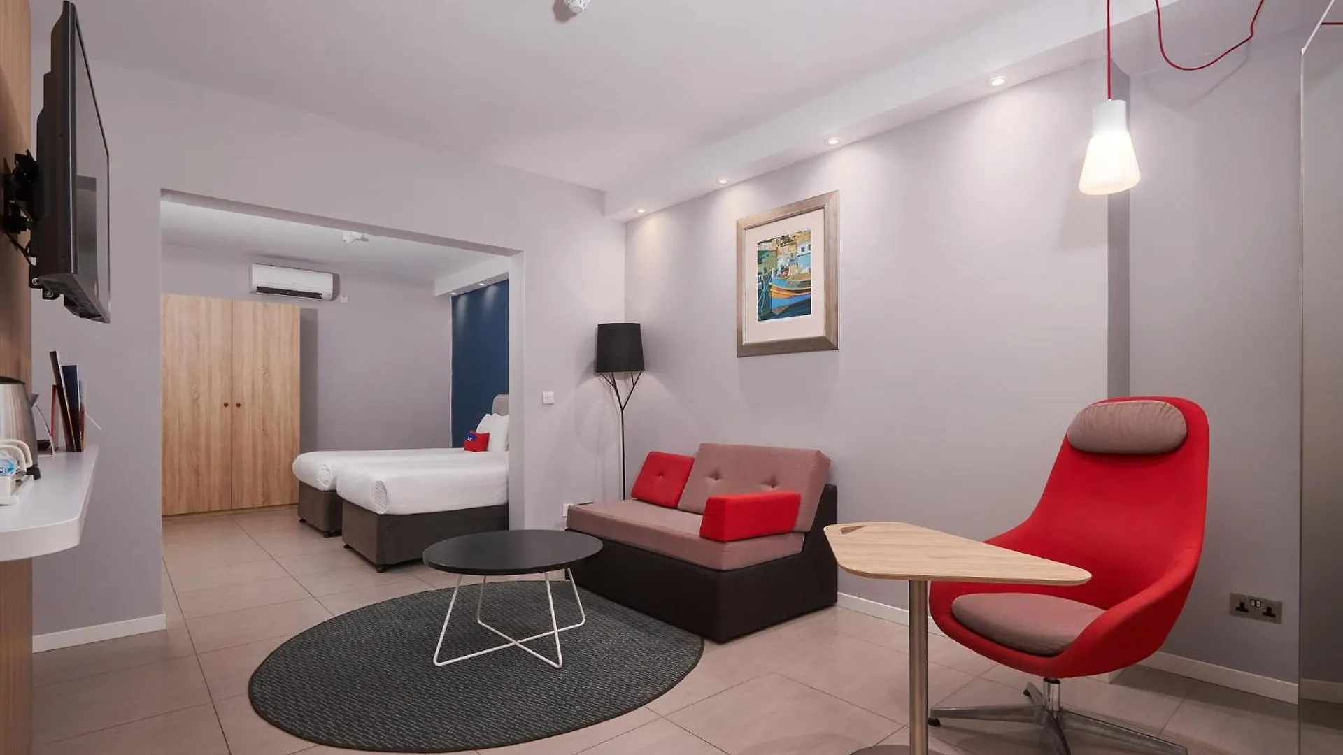 Holiday Inn Express - Malta, An Ihg Hotel San Julián