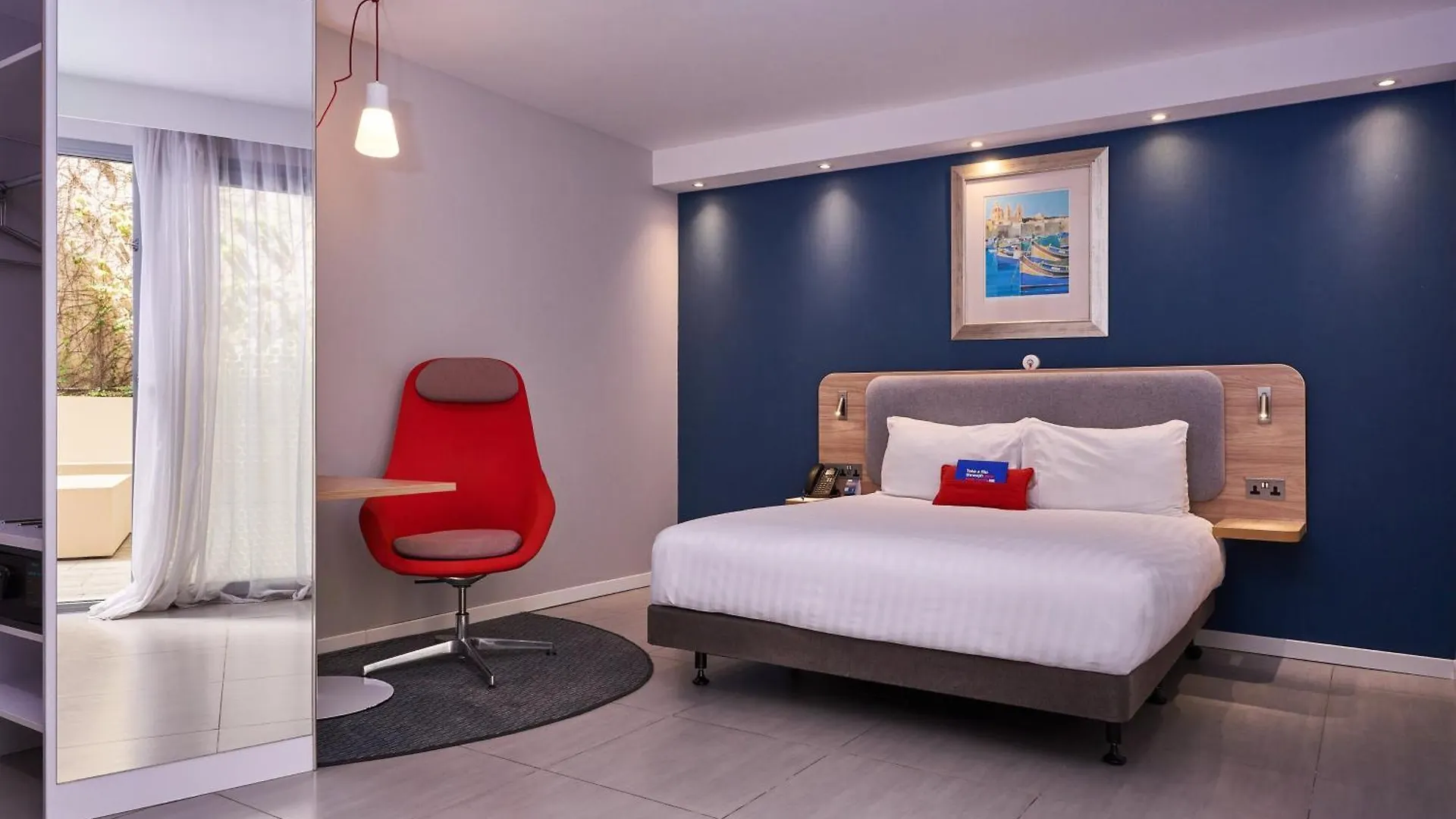 Holiday Inn Express - Malta By Ihg Saint Julian's 3*,