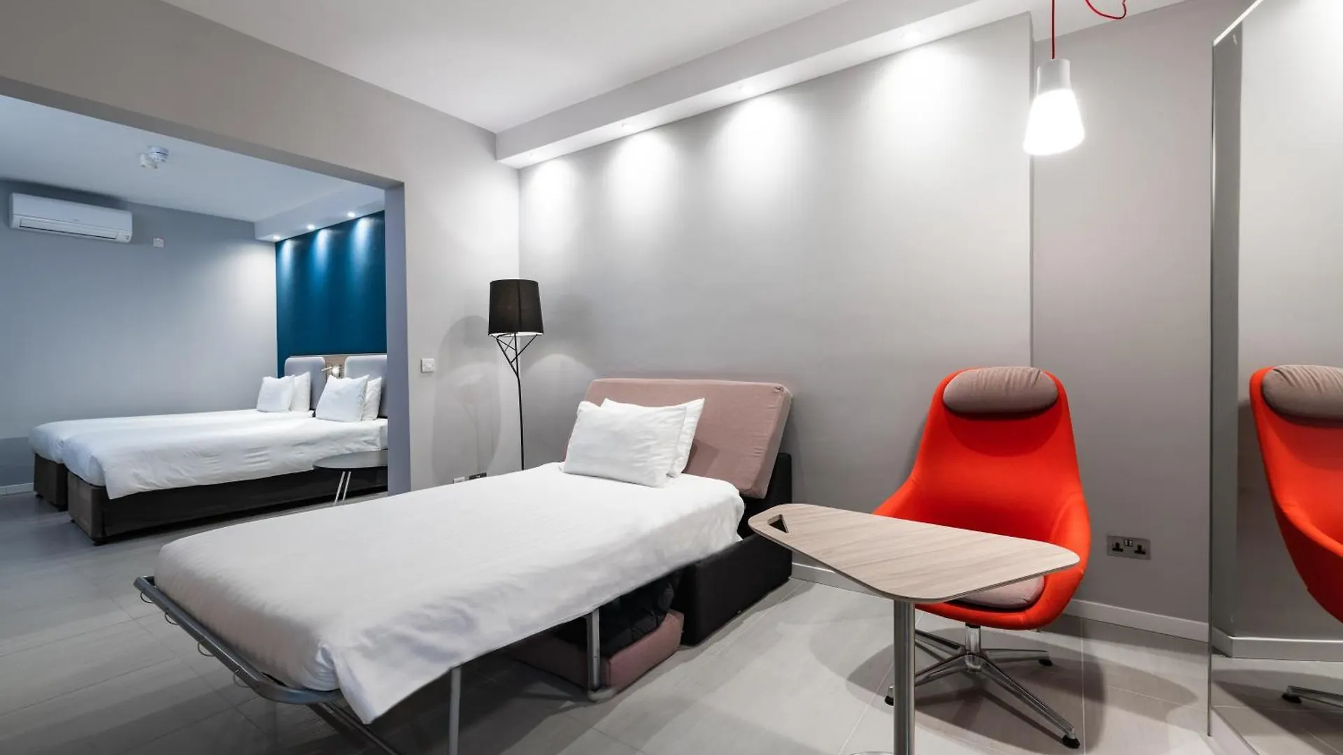 Holiday Inn Express - Malta By Ihg Saint Julian's 3*,  Malta